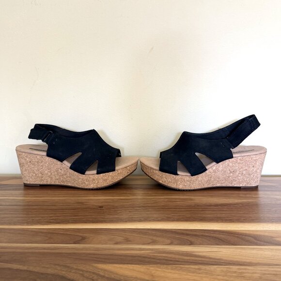 Clarks Collection Women's Annadel Bari Wedge Sandals 8.5W NWOT black suede - Picture 15 of 15
